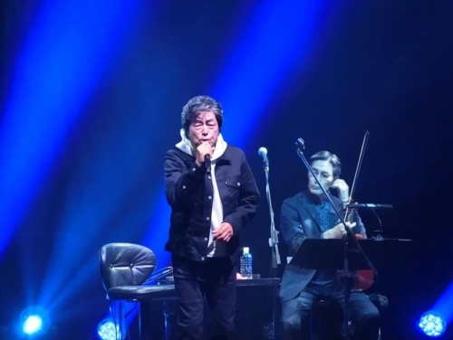 中村雅俊上周六于伊館舉行演唱會(huì)。