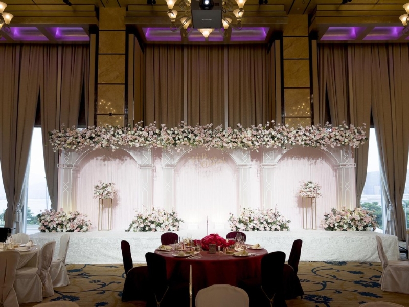 “PS Wedding & Event Decoration”提供婚禮布置及相關(guān)產(chǎn)品零售服務(wù)。