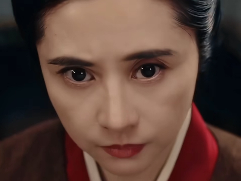 何美鈿現(xiàn)時演媽媽角色。