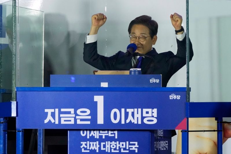 李在明當(dāng)選韓國新總統(tǒng)后，隨即上任。美聯(lián)社.jpg