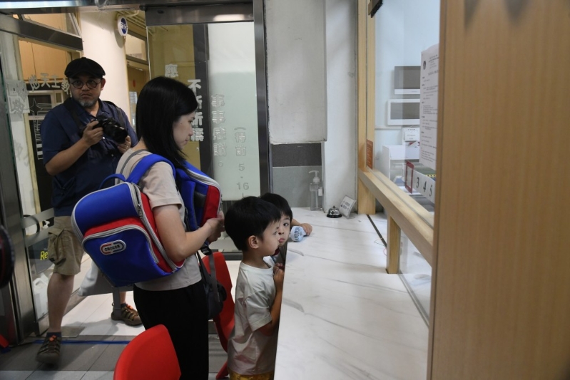 今年共有19489名學(xué)童參加派位。