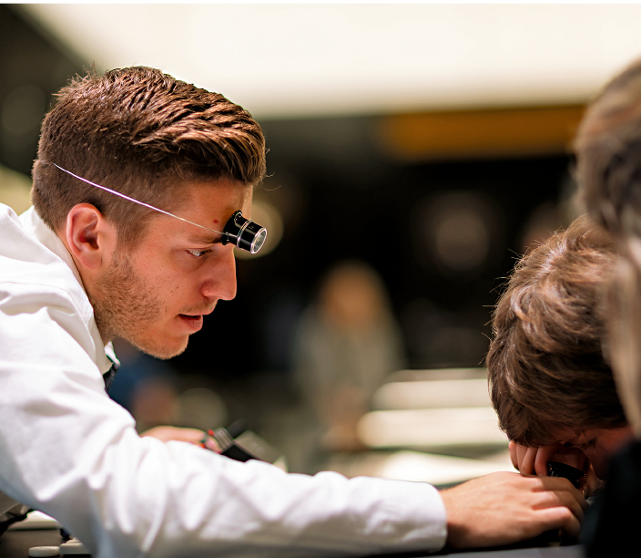 Watches and Wonders Geneva大會戰(zhàn)略性地為傳統(tǒng)表展創(chuàng)造更多拉近大眾的機(jī)會。.jpeg