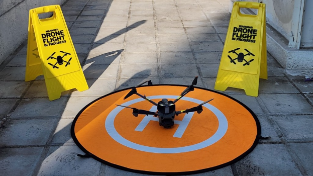 警方西九龍總區(qū)今日起在油麻地展開(kāi)為期三個(gè)月的小型無(wú)人機(jī)巡邏的先導(dǎo)計(jì)劃。