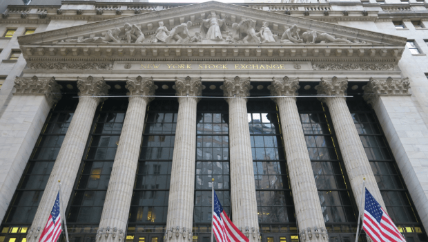 摩通“轉軚”上調標指年底目標至6000點