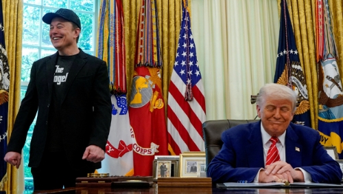 馬斯克大戰(zhàn)特朗普，有意休兵？