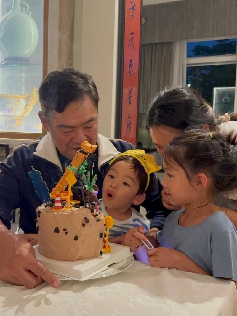 李美慧為兒子舉行2歲生日，令豪宅內(nèi)貌進一步曝光。