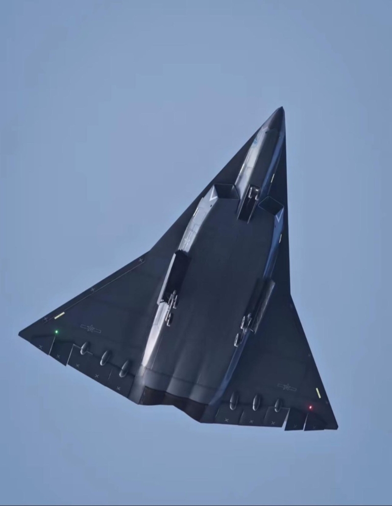 網(wǎng)上流傳的殲-36照片 。抖音@周ker