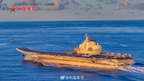 遼寧艦放飛艦載戰(zhàn)斗機