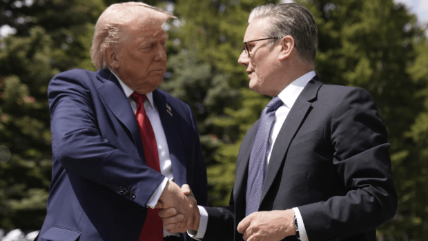 美國總統(tǒng)特朗普與英國首相斯塔默 美國總統(tǒng)特朗普與英國首相斯塔默