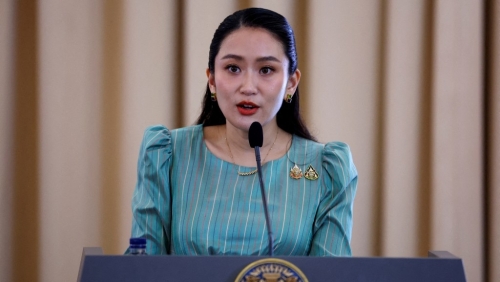 泰國總理通話錄音引政治風(fēng)暴，第二大黨退出執(zhí)政聯(lián)盟。路透社