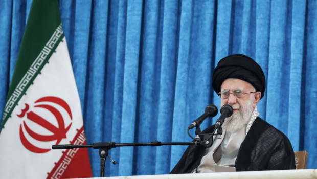 梅哈內(nèi)伊日前表示，不會向美國屈服。