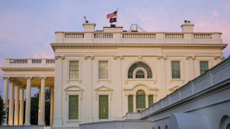 特朗普在白宮就空襲伊朗發(fā)表全國講話。