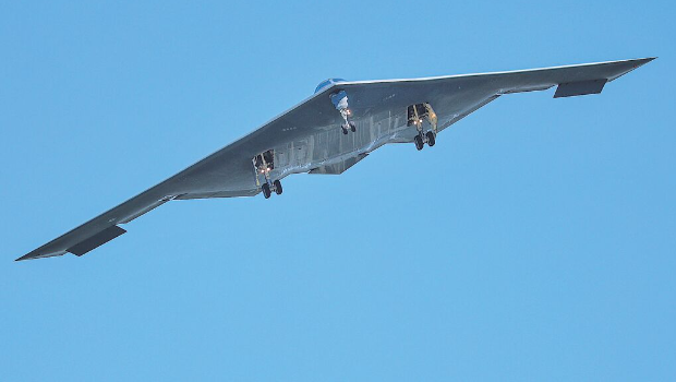 圖為B-2轟炸機(jī)。