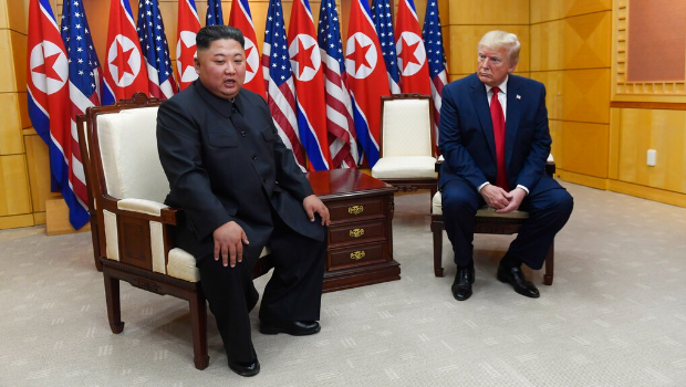 美國從2008年起便透過行政命令持續(xù)將朝鮮指定為“國家緊急狀態(tài)”。