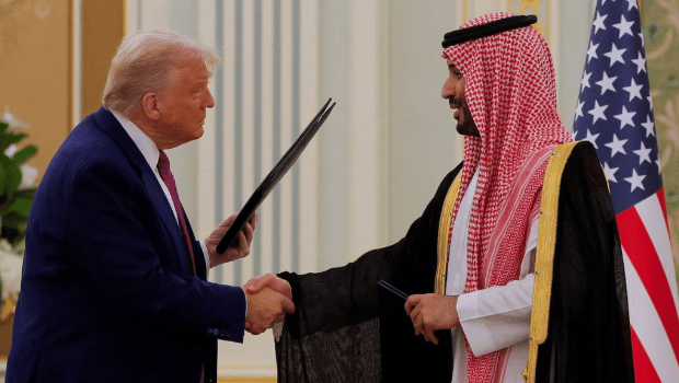 美國據(jù)報正計劃特朗普年內訪華，數(shù)十名企業(yè)CEO將隨行，與中東之行類似。