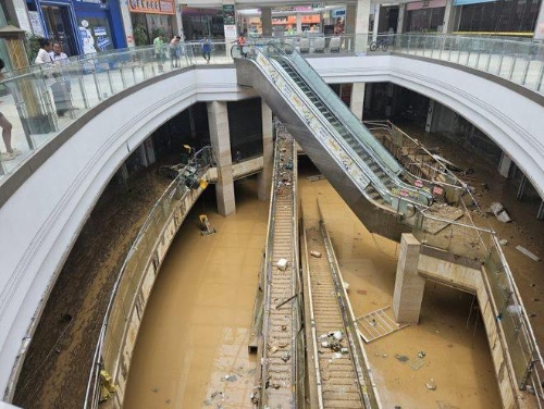 貴州榕江縣遭遇30年一遇洪水。