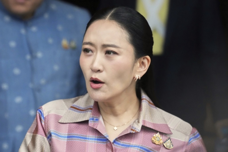 泰國(guó)總理佩通坦