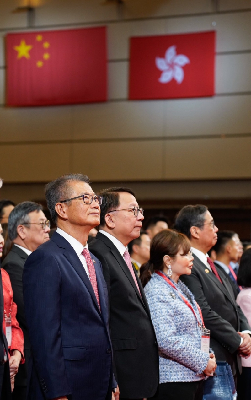 今日（7月1日）是香港回歸28周年，政務司司長陳國基和財政司司長陳茂波分別在社交平臺發(fā)文祝賀。