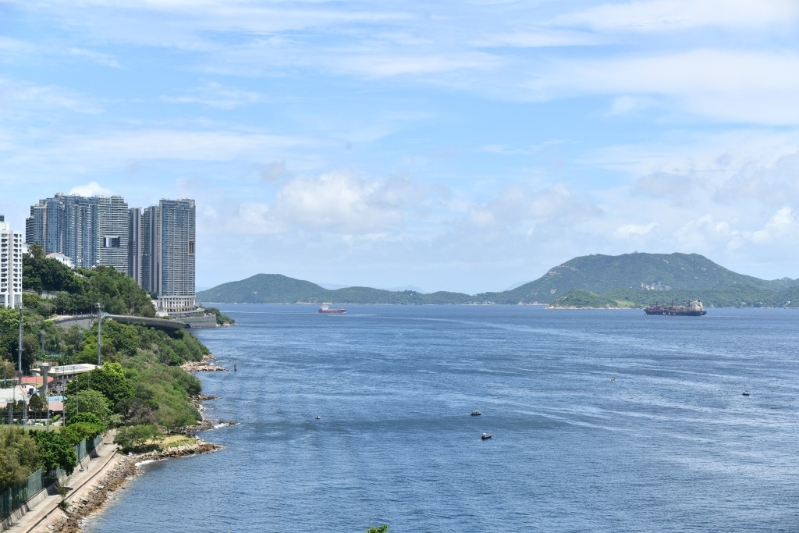 港島西環(huán)景觀開揚。