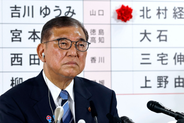 石破茂面臨逼宮