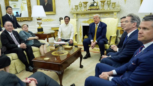 當(dāng)?shù)貢r(shí)間7月22日，特朗普在白宮與菲律賓總統(tǒng)馬科斯會(huì)晤。