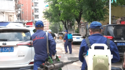 深圳開展滅蚊大行動，加強消殺。 深圳衛(wèi)視