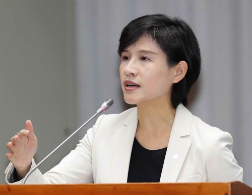 “行政院副院長”鄭麗君。中時資料照