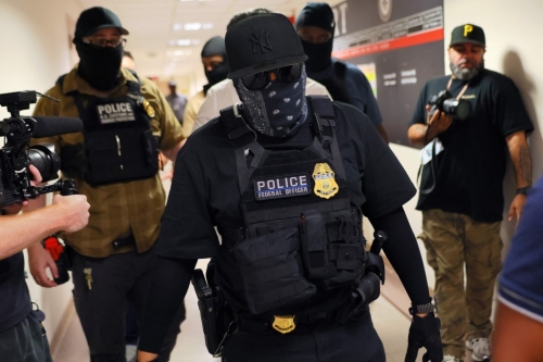 執(zhí)法人員 執(zhí)法人員