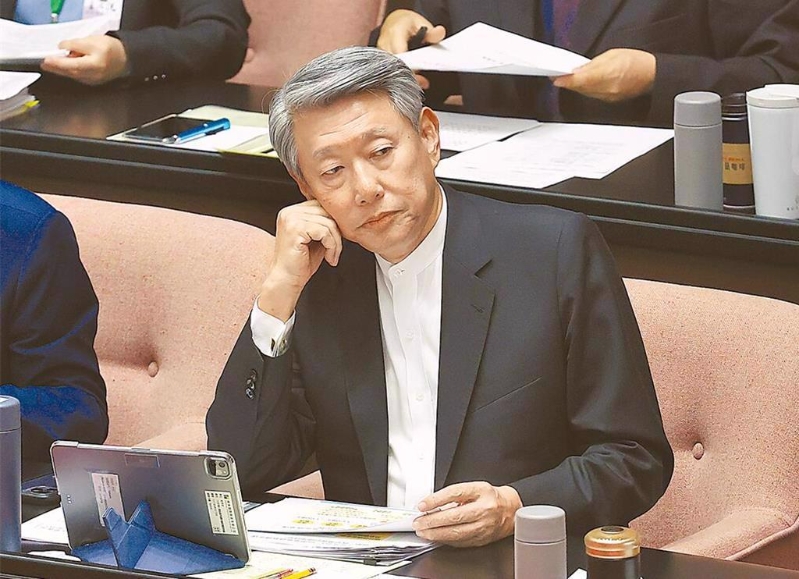 臺灣經濟部門負責人郭智輝請辭。