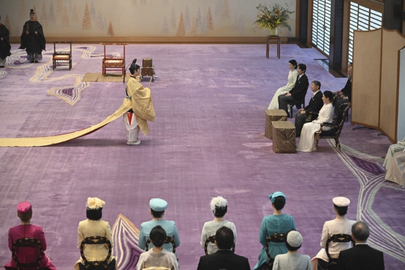 日皇德仁、皇后雅子、秋篠宮伉儷、日皇伉儷的長女愛子、秋篠宮家的次女佳子等皇族出席觀禮。