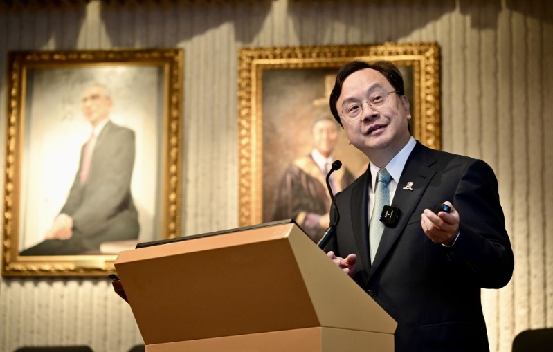 盧煜明表示，中大十分支持《施政報(bào)告》措施。