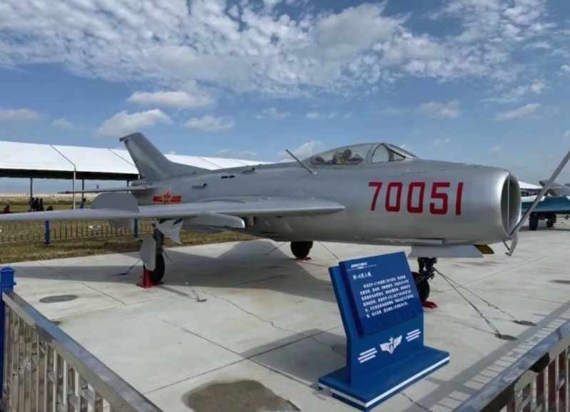 殲-6無人機于長春空展中首次公開亮相。