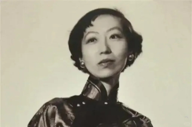 張愛(ài)玲首任丈夫便是胡蘭成。