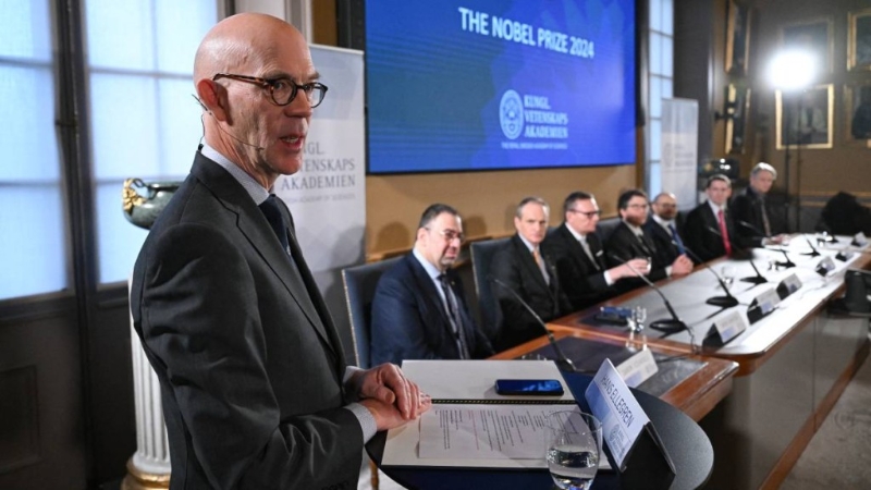 負(fù)責(zé)頒發(fā)諾貝爾物理、化學(xué)及經(jīng)濟(jì)獎(jiǎng)的瑞典皇家科學(xué)院秘書長艾利格倫