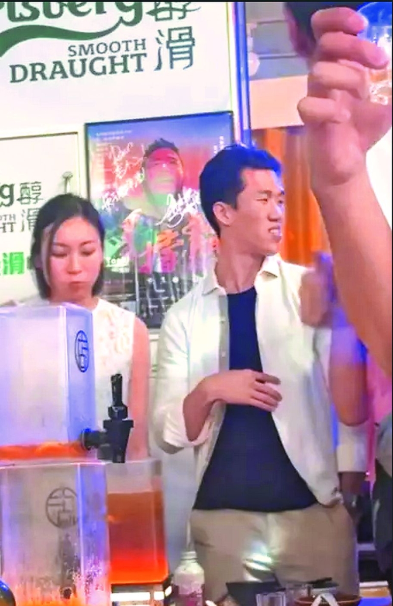 莊思敏被《東周刊》踢爆新戀情，莊思敏的新男友（右）更被指貌似林峯。