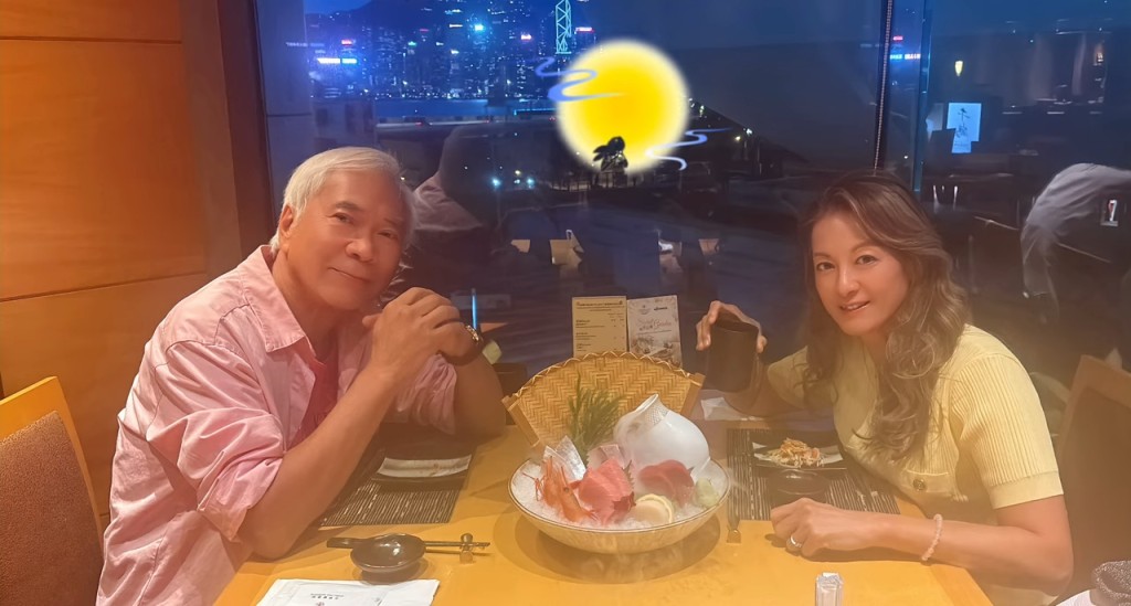 李龍基與前港姐林穎嫺在香港共晉晚餐，慶祝中秋佳節(jié)。