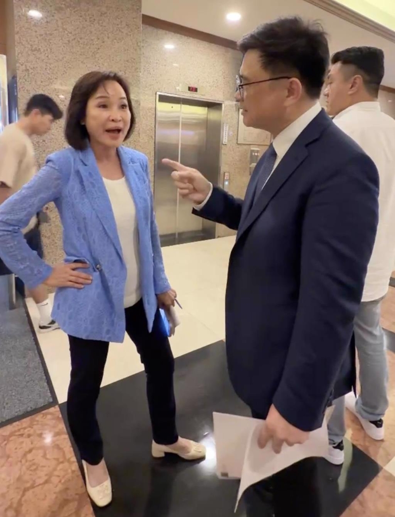 藍(lán)委柯志恩