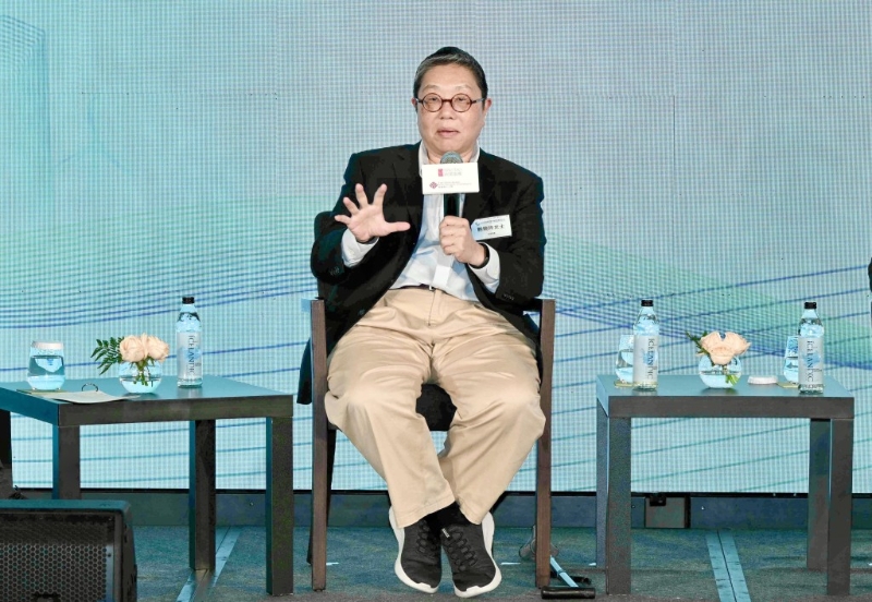 鮑婉玲直言，單純做好ESG并不足夠，若一家公司財(cái)務(wù)上不可持續(xù)，本質(zhì)上就不是可持續(xù)企業(yè)。