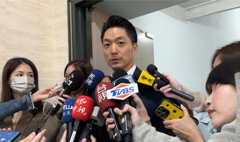 臺(tái)北市副市長李四川29日表示，中午已經(jīng)跟英偉達(dá)開過視訊會(huì)議，原則上有確定在哪塊地。臺(tái)北市長蔣萬安也證實(shí)，會(huì)在議會(huì)跟大家報(bào)告。