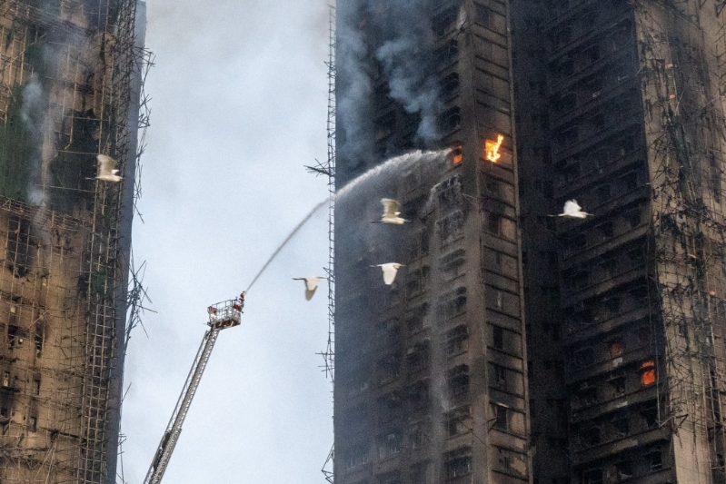 宏福苑五級(jí)火，至清晨開始受控。