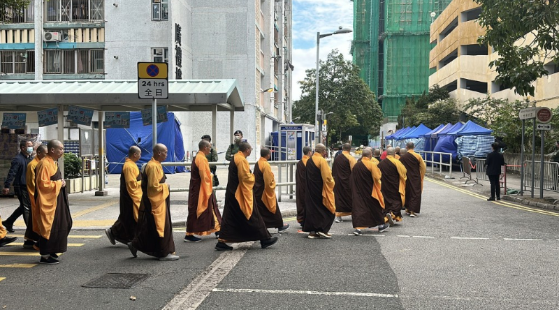 約40名法師亦到達(dá)宏福苑協(xié)助路祭事宜。