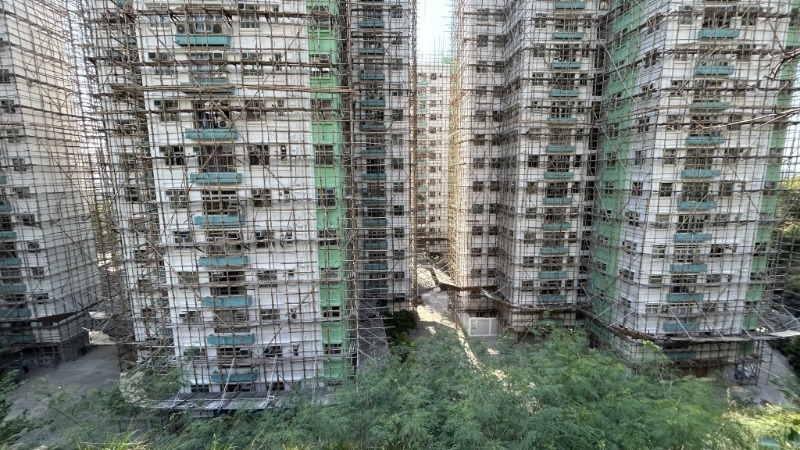 清麗苑已拆除外墻棚網(wǎng)。