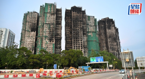 230幢私樓外墻棚網(wǎng)已全部移除，