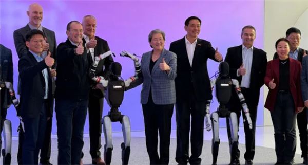 AMD總裁蘇姿豐現(xiàn)身北京 率高管團(tuán)隊(duì)到訪聯(lián)想全球總部