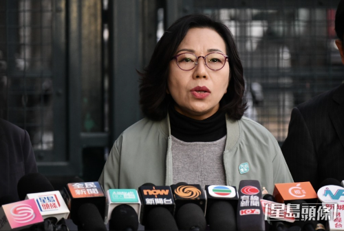 政府引例解散現(xiàn)任法團(tuán)管委會(huì)