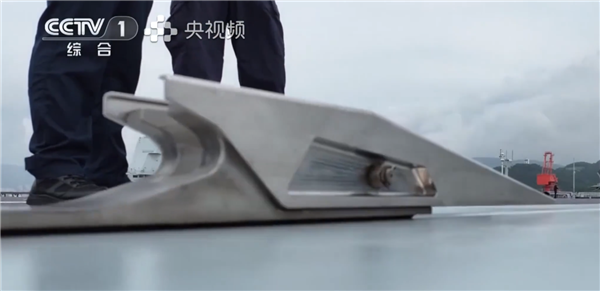 真瞬間剎停！央視播出福建艦電磁彈射超近畫面：太震撼