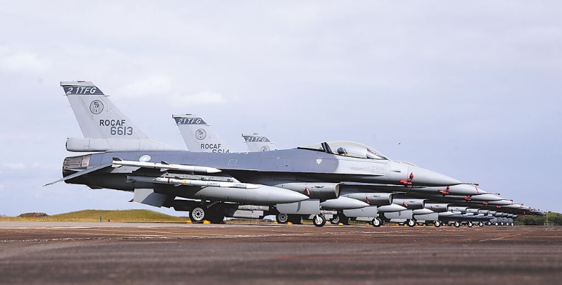 空軍第4聯(lián)隊(duì)完成F-16V BLK20型戰(zhàn)機(jī)換裝。（