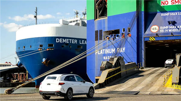 海外漲 在華猛猛降！合資車企們?cè)僖膊荒芴芍嶅X