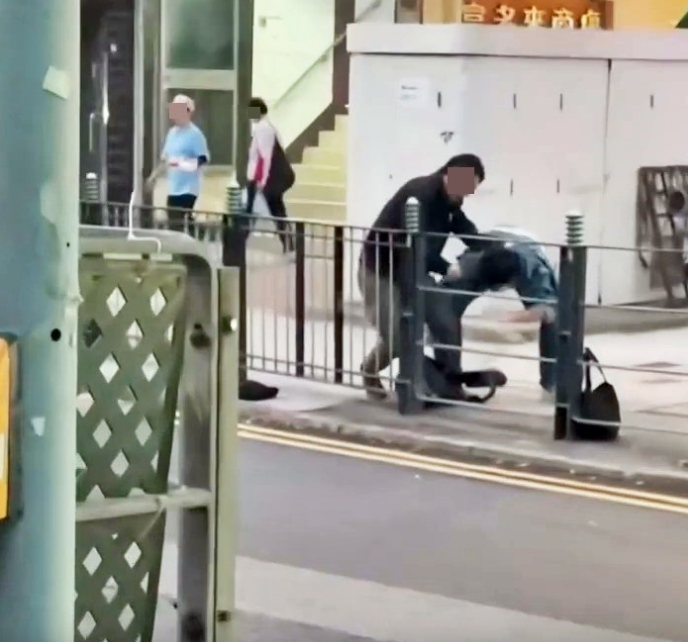 兩漢大角咀街頭互毆 兩漢大角咀街頭互毆