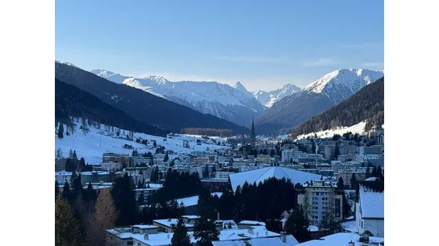 達(dá)沃斯小鎮(zhèn)（記者陳璽宇攝）